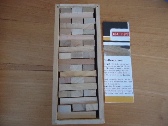 Vallende toren ( Jenga), Een of twee spelers, Ophalen of Verzenden, Zo goed als nieuw