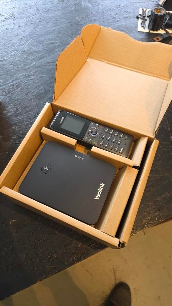 Yealink VOIP DECT IP Telefoon W73P - Nieuw, Telecommunicatie, Vaste telefoons | Handsets en Draadloos, Ophalen of Verzenden, Nieuw