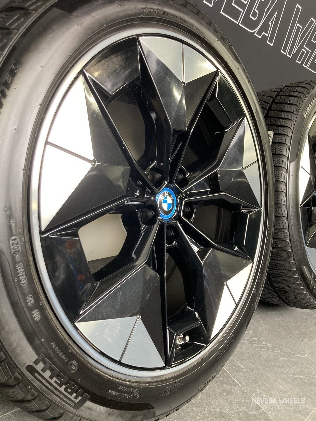 20” originele BMW iX3 G08 velgen + winterbanden 5x112 843, Auto-onderdelen, Banden en Velgen, -, -, Banden en Velgen, 20 inch