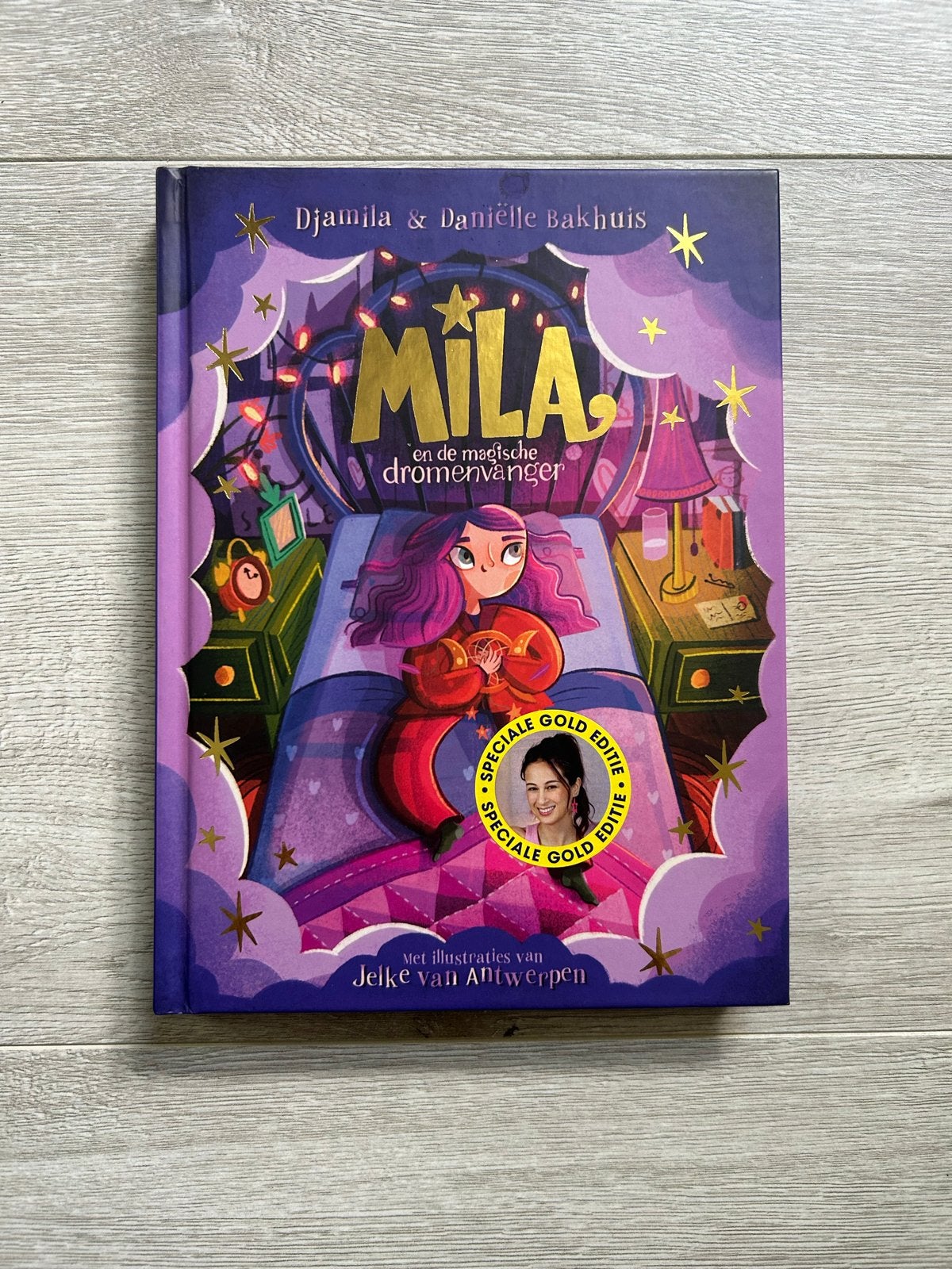 Mila en de magische dromenvanger - Speciale Gold Editie, Ophalen, Zo goed als nieuw, Fictie