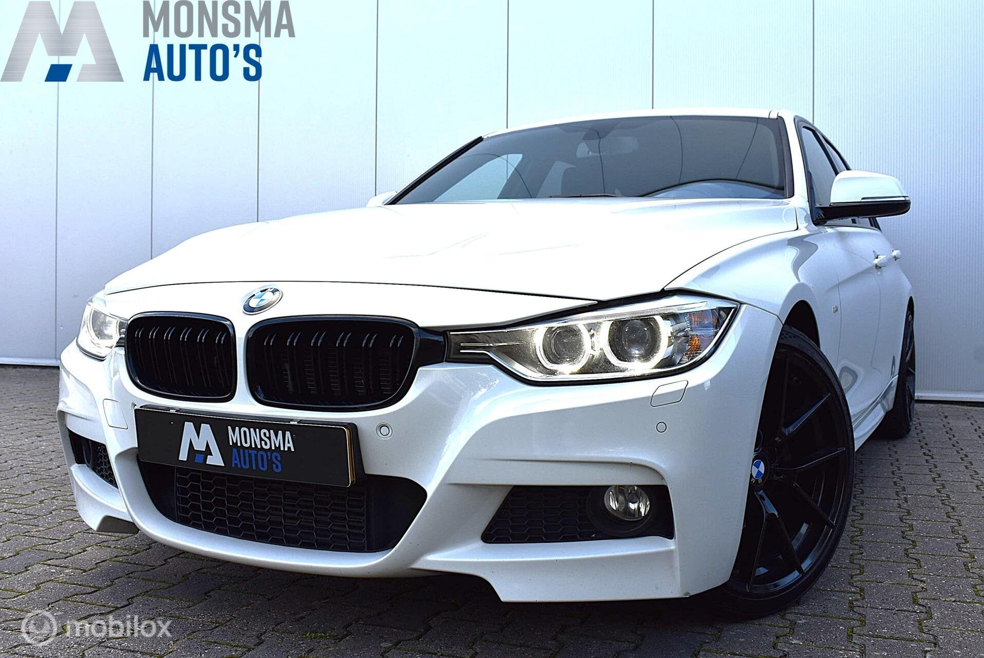 BMW 330d Touring M-Sport Alpinweiss Xenon Clima Cruise Navi, Auto's, Automaat, Euro 5, Achterwielaandrijving, Zwart
