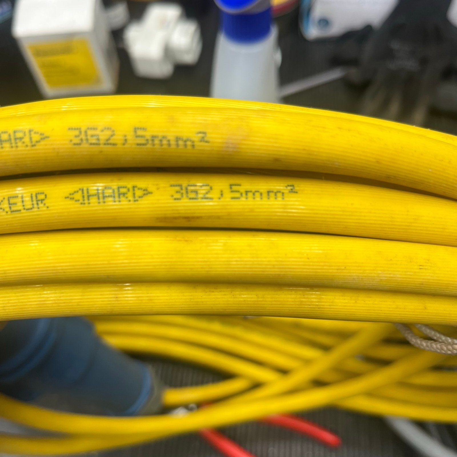 Hardi 3G2,5mm² verlengkabel camping  - ca. 15 meter, Ophalen of Verzenden, Zo goed als nieuw, Kabel of Snoer