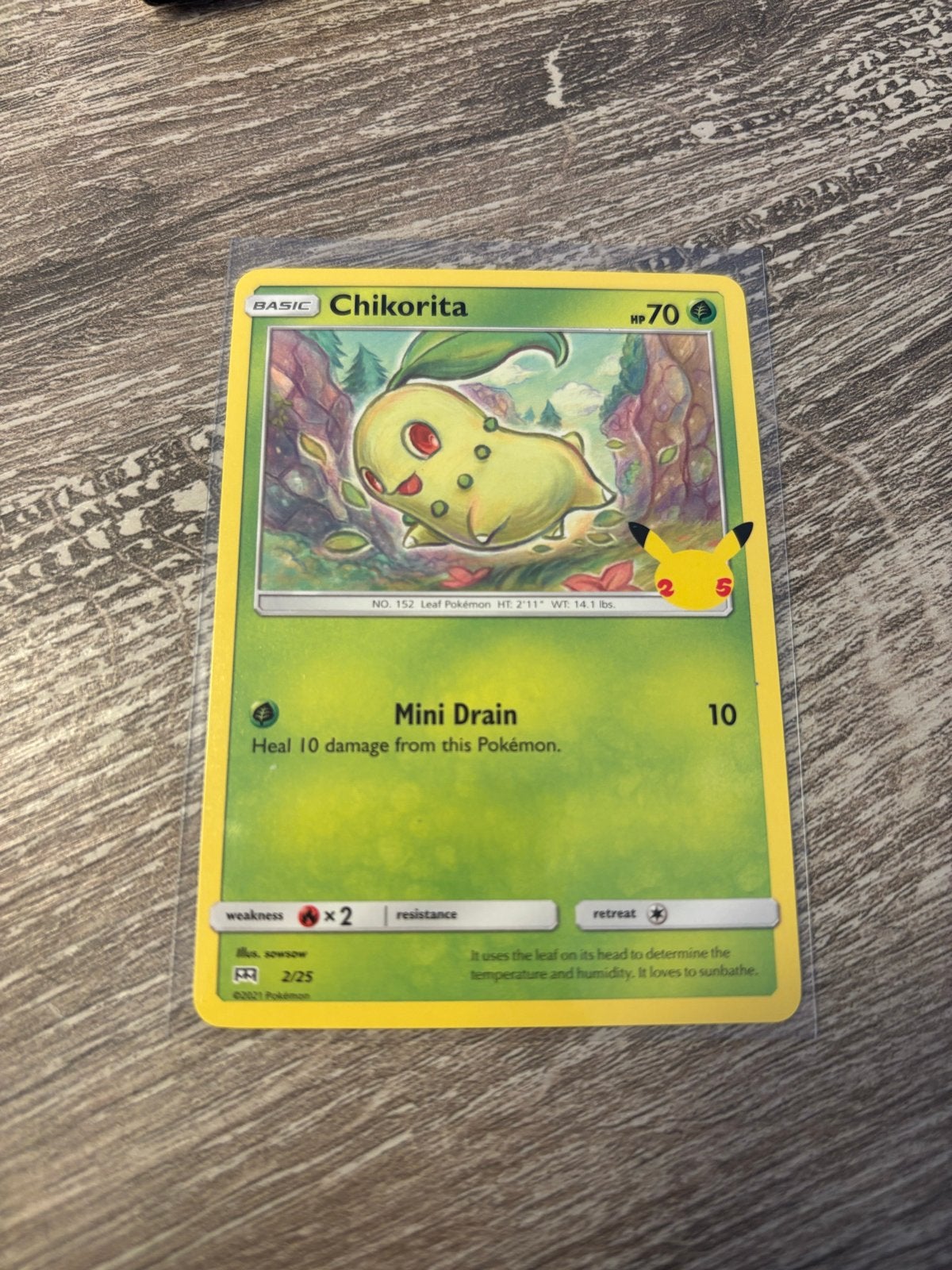 Chikorita 2/25 McDonalds 2021 (25th Anniversary) Pokémon, Ophalen of Verzenden, Zo goed als nieuw, Losse kaart