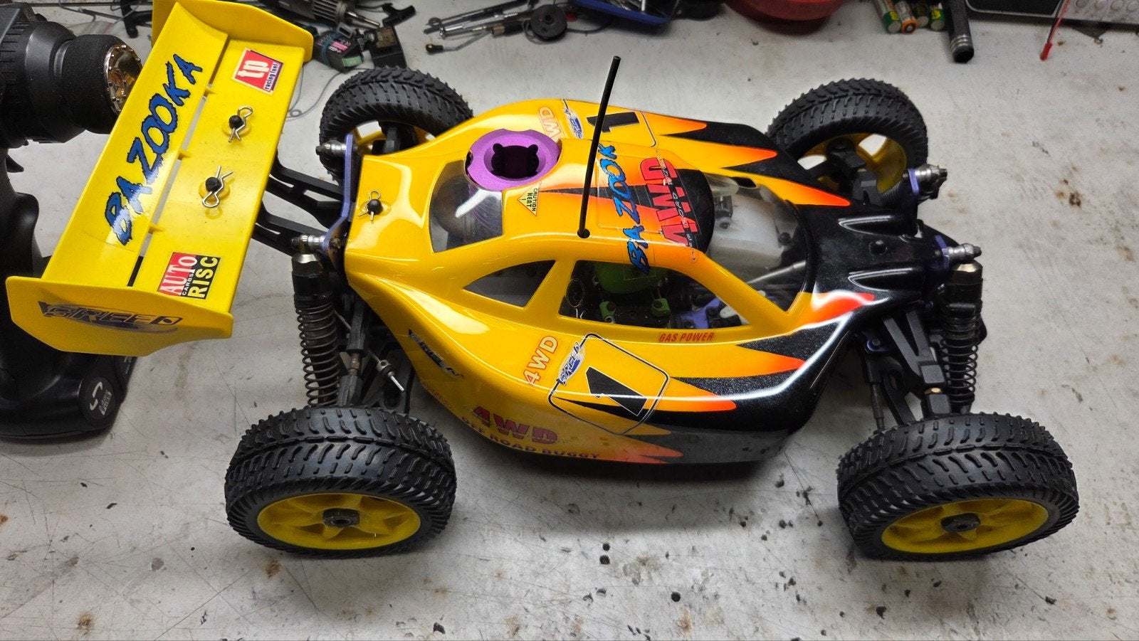 te koop mooie sh nitro auto, Gebruikt, Ophalen of Verzenden, Auto onroad, Schaal 1:8