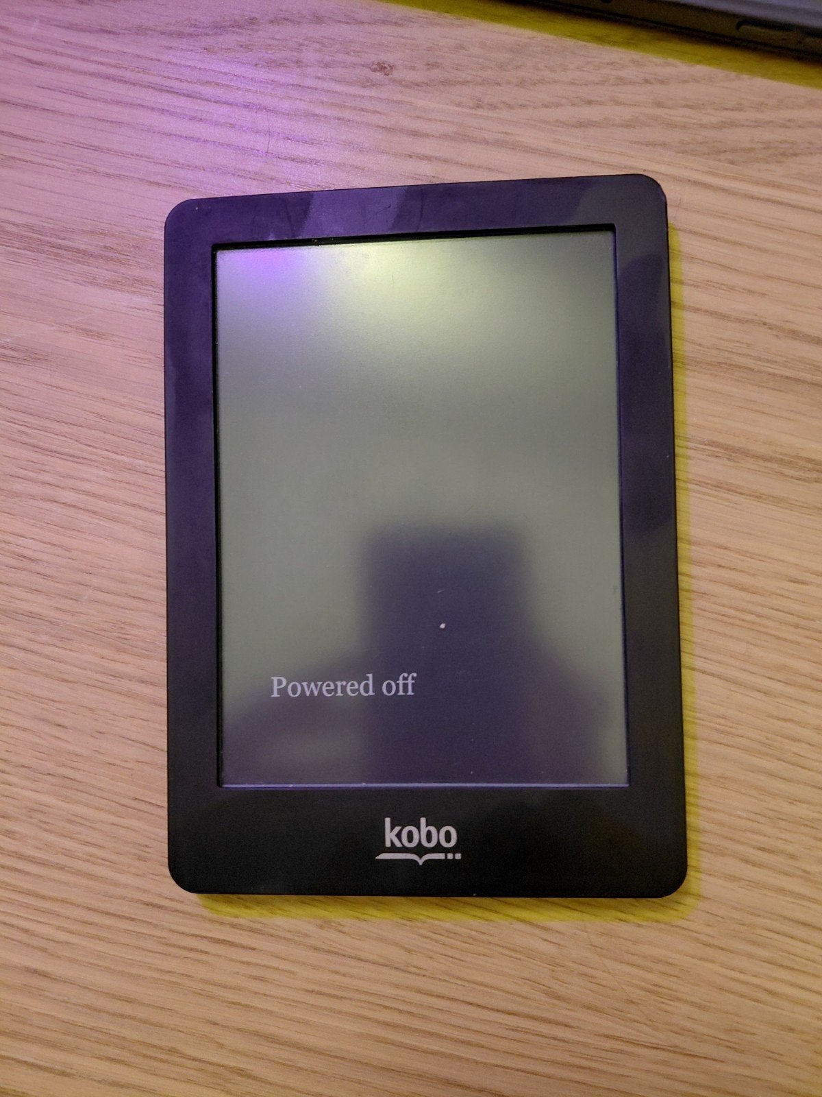 Kobo e-reader - Werkt goed, batterij gaat sneller leeg, Computers en Software, E-readers, Ophalen, Gebruikt, 6 inch of minder