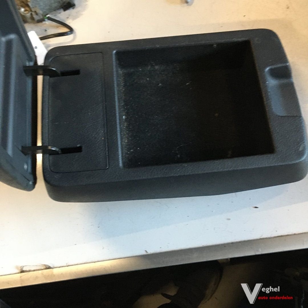 Hyundai Santa Fe 2.2 crdi 5 drs 2008  Middenconsole Armsteun, Gebruikt, -, -, Ophalen of Verzenden