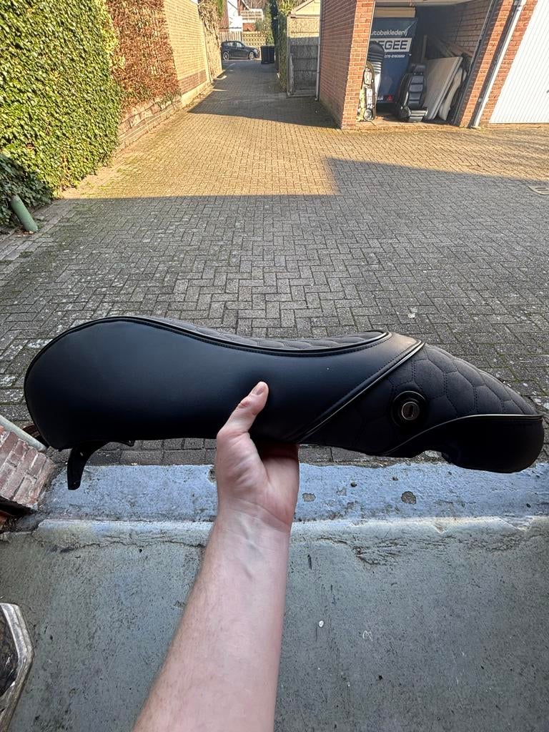 Vespa Sprint Mono Zadel, Fietsen en Brommers, Brommeronderdelen | Scooters, Ophalen of Verzenden, Gebruikt, Zadel, Vespa