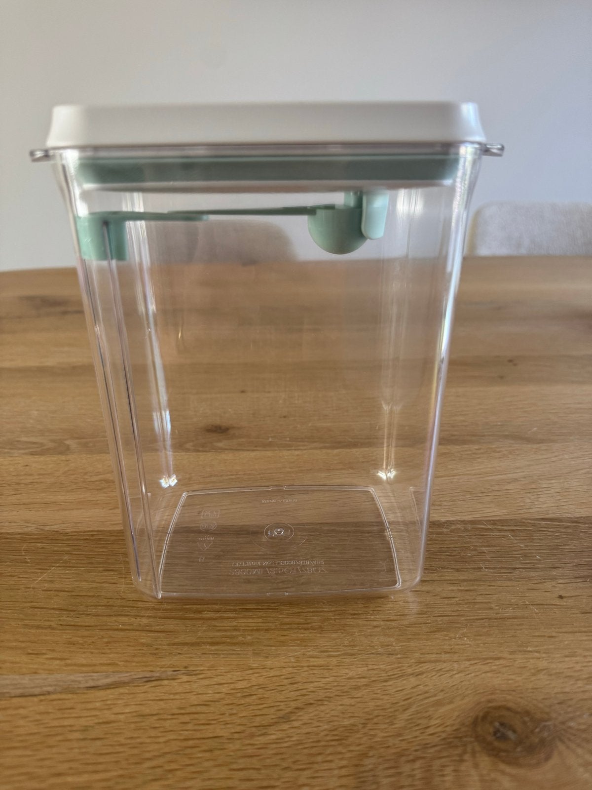 Melkpoeder bewaardoos - Zo goed als nieuw, Kinderen en Baby's, Babyvoeding en Toebehoren, Ophalen of Verzenden, Zo goed als nieuw