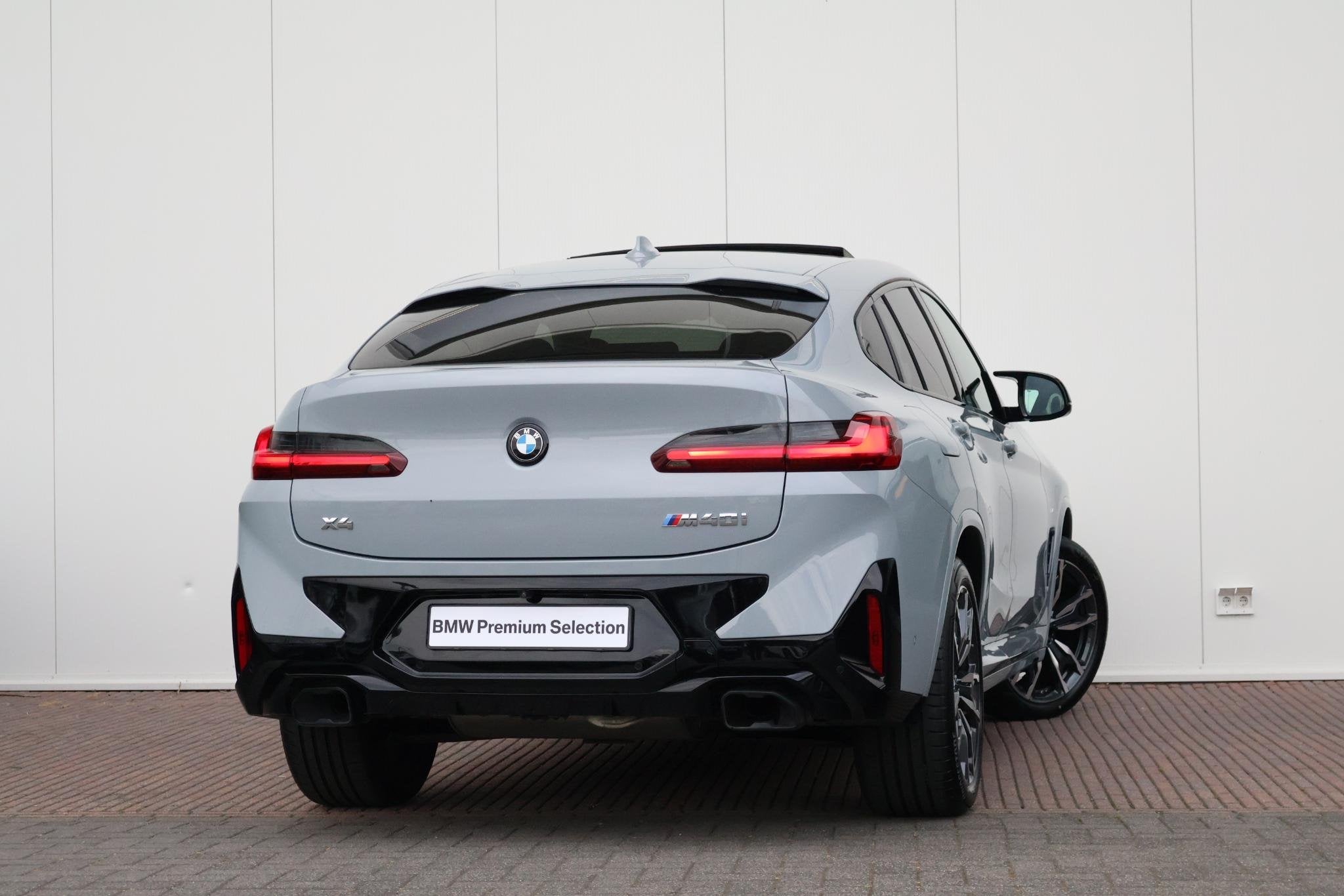 BMW X4 M40i High Executive | Panorama Dak | trekhaak | Elekt, Auto's, BMW, Automaat, Stof, Gebruikt, Met garantie (alle)