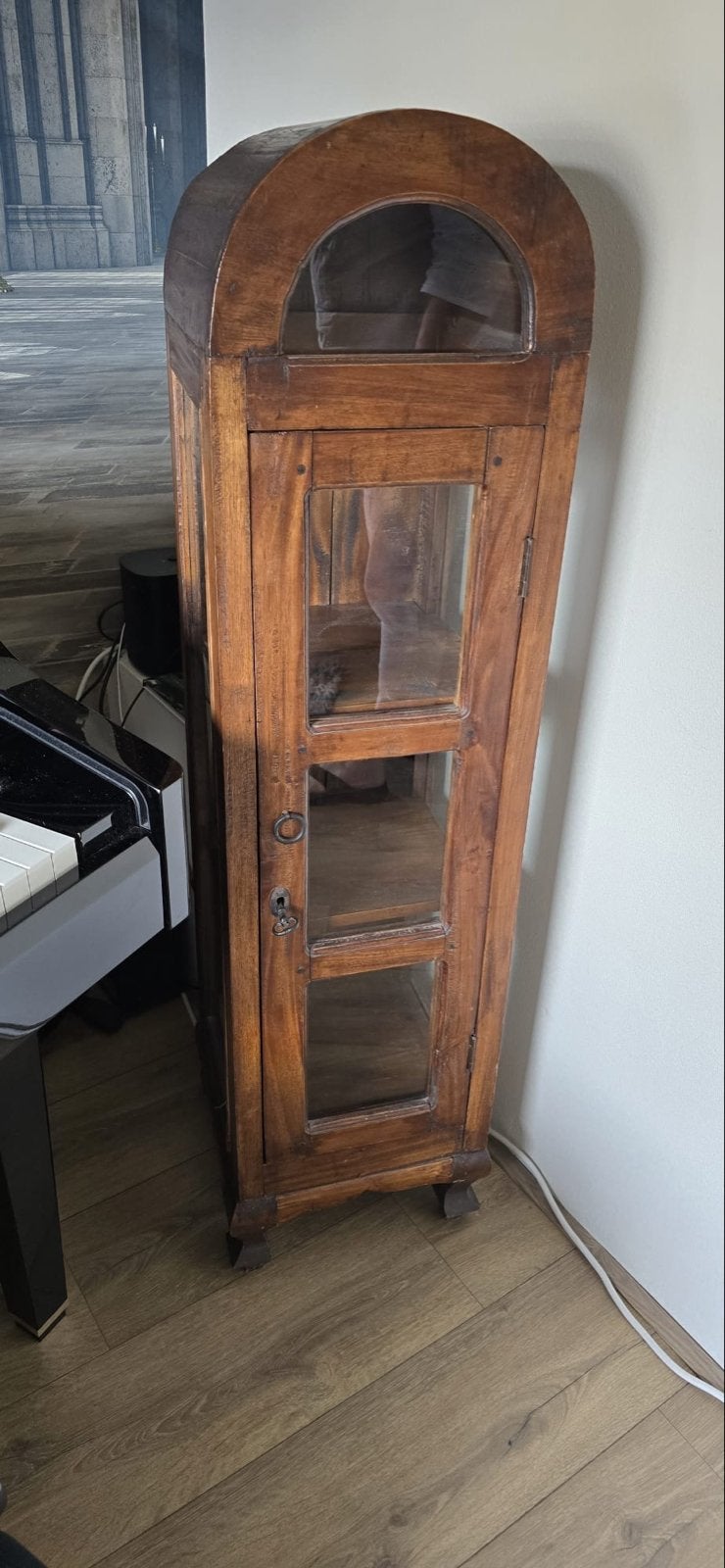 ** Unieke houten toog-vitrinekast **, Ophalen