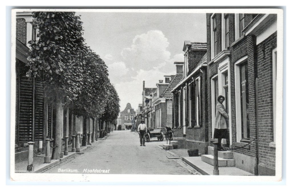 Berlikum, Hoofdstraat, Ophalen of Verzenden, 1940 tot 1960, Gelopen, Friesland