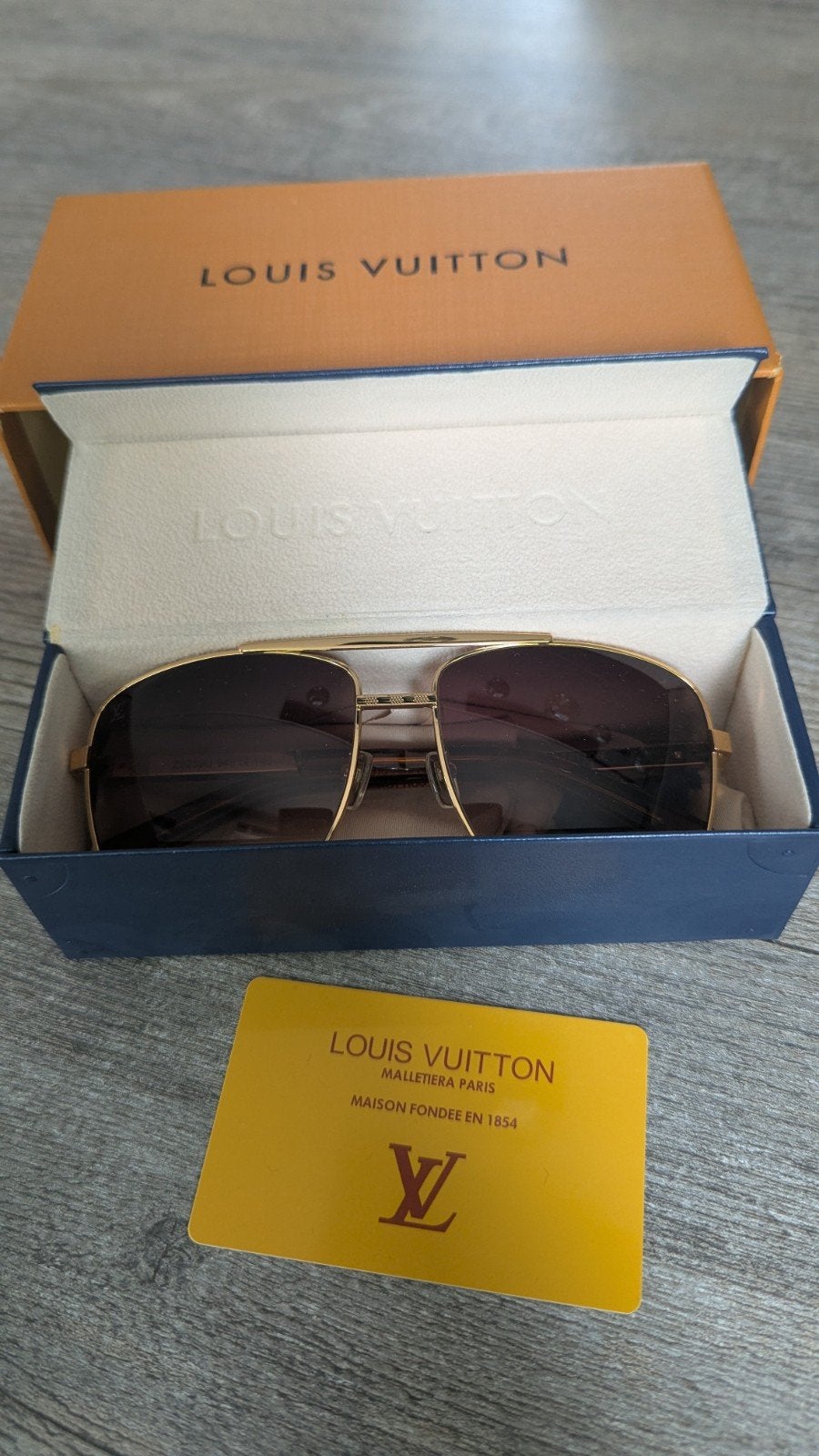 Louis Vuitton Zonnebril Z0259U Goud/Bruin, Overige merken, Zonnebril, Bruin, Ophalen of Verzenden