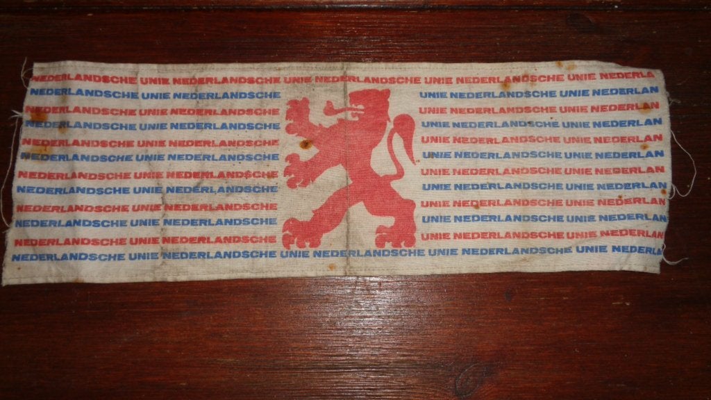 Nederlandse Unie armband oorlog wo2, Verzamelen, Militaria | Tweede Wereldoorlog, Verzenden, Overige soorten, Nederland, Overige typen