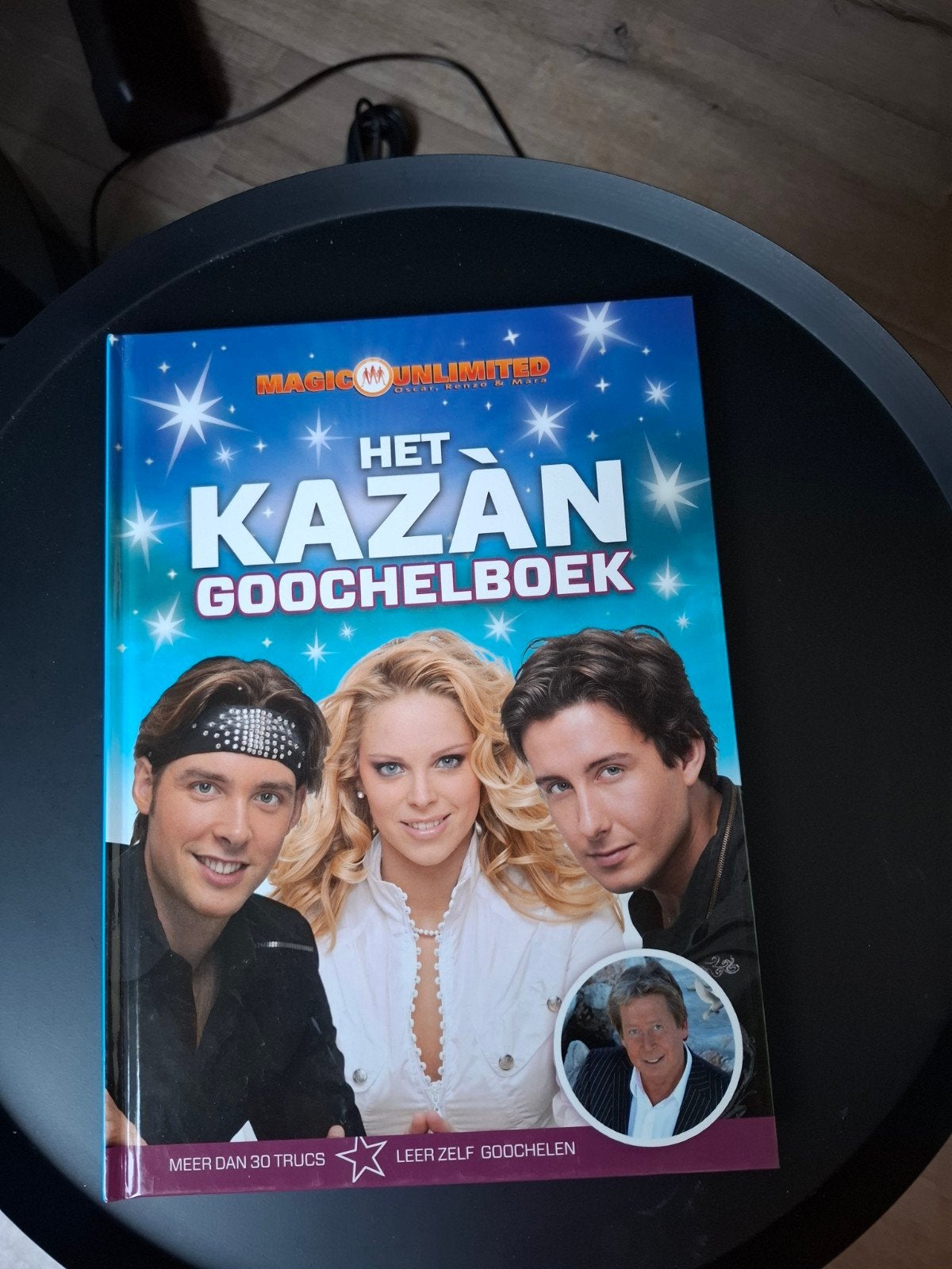 Het Kazan Goochelboek - Leer zelf goochelen!, Ophalen of Verzenden, Zo goed als nieuw, Overige onderwerpen