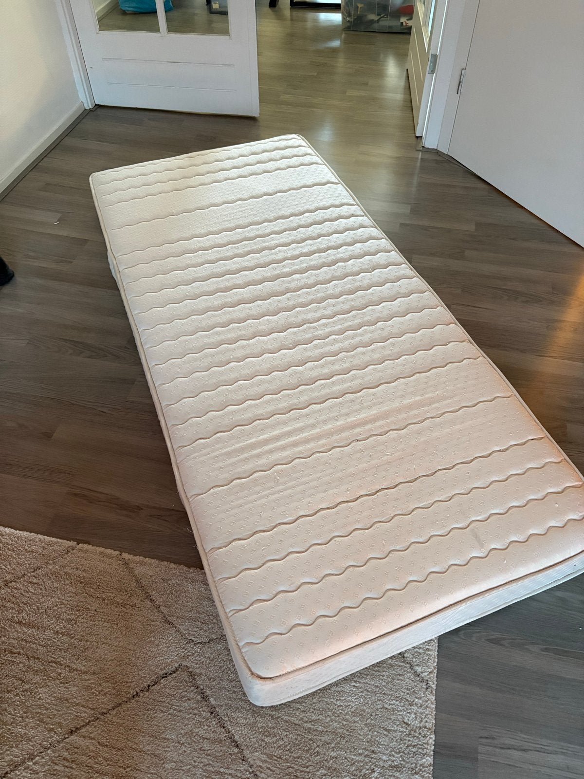 Hilton Latex Matras 90x200cm - Zo goed als nieuw, Ophalen, 90 cm, Eenpersoons, Zo goed als nieuw