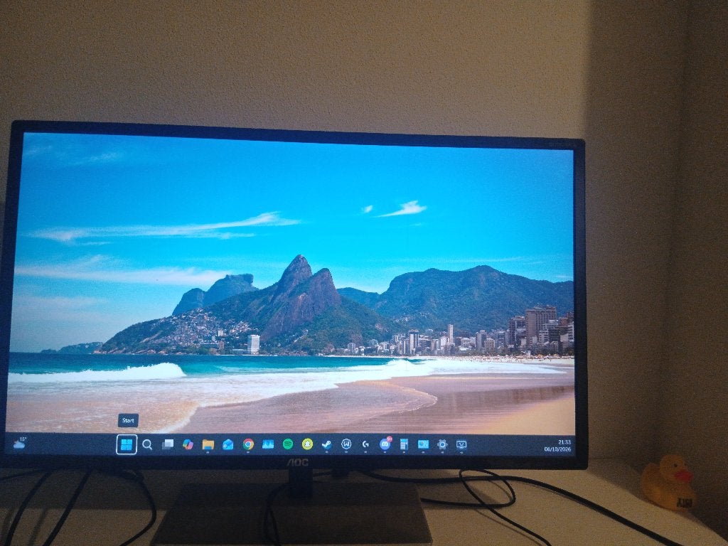 AOC Monitor 32"