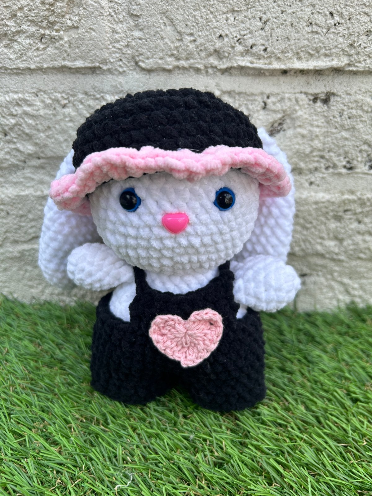 Gehaakt knuffel konijn met hartje pluche, Kinderen en Baby's, Speelgoed | Knuffels en Pluche, Middelgroot (20 tot 80 cm), Verzenden