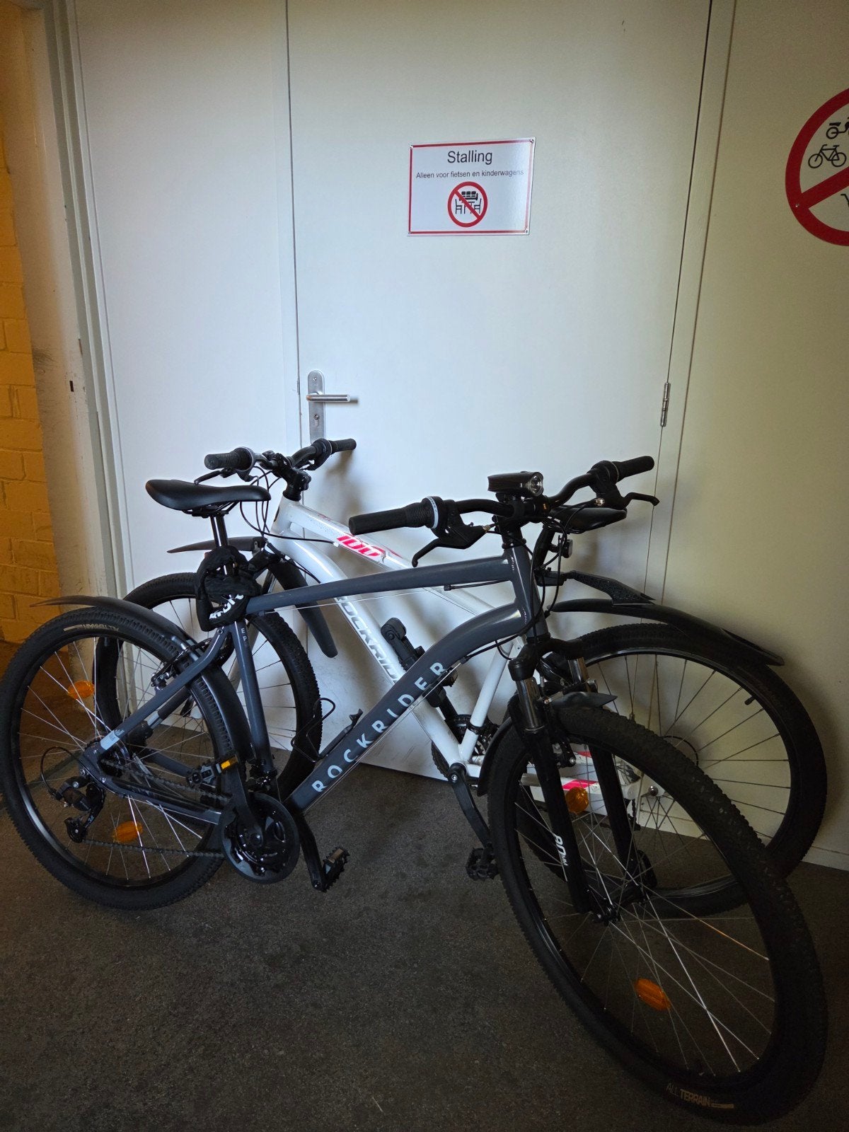 Heren & dames mountainbike Rockrider Explorer 50 (Decathlon), Ophalen, 24 inch of meer, Aluminium, Zo goed als nieuw