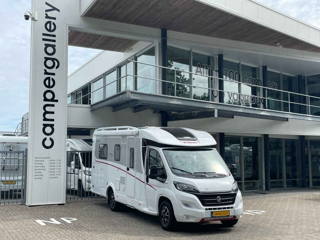 Dethleffs Globebus T6 GT QUEENSBED AUTOMAAT 6.99M, Automaat, Ringverwarming, Fiat, 6 tot 7 meter