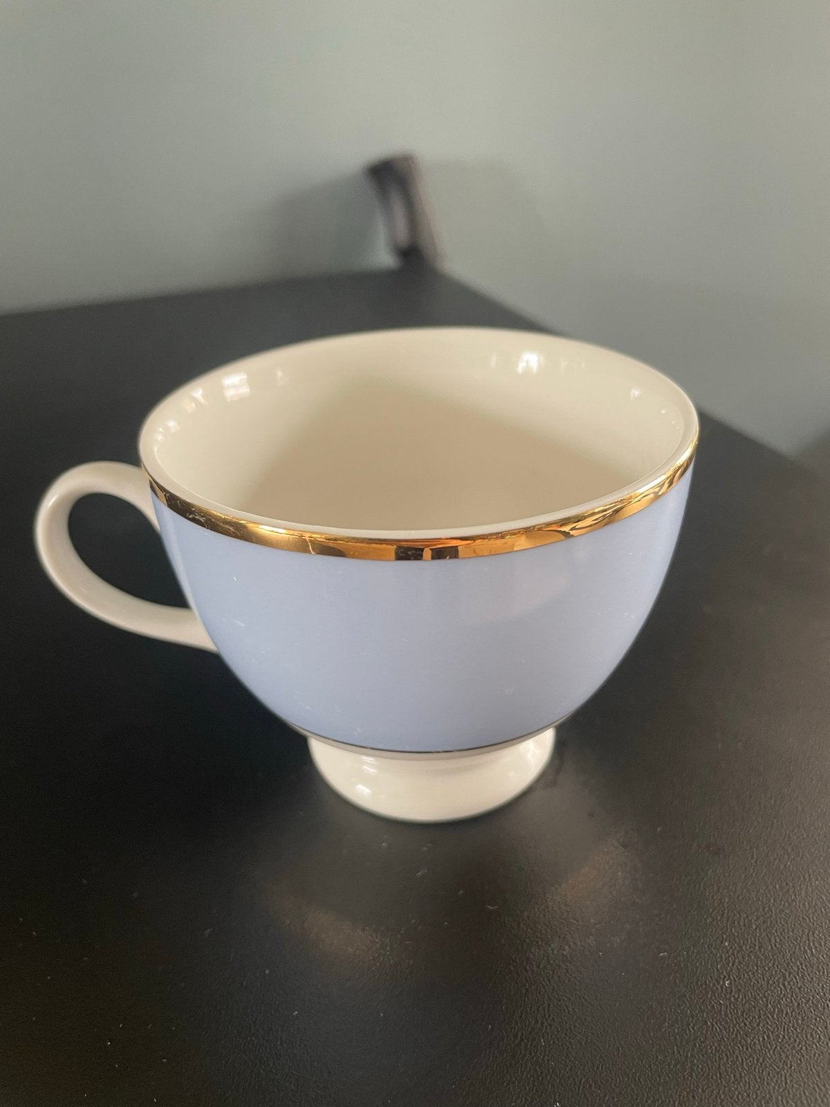 Doulton Kopje - Lichtblauw met Gouden Rand, Huis en Inrichting, Ophalen, Overige merken, Klassiek, Zo goed als nieuw