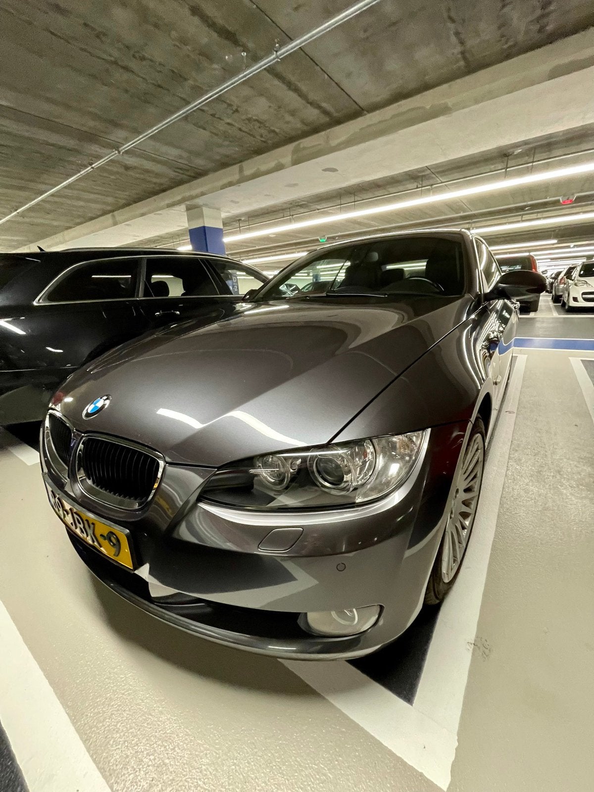 BMW 3-Serie 2.0 I 320 Cabrio High Executive AUT 2008 Grijs, Auto's, Automaat, Achterwielaandrijving, 1995 cc, Zwart