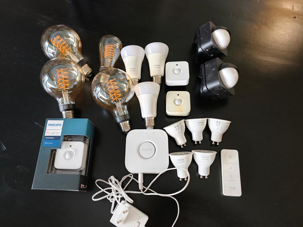 Complete Philips Hue Set White: Bridge, Sensoren, Lampen, Ophalen of Verzenden, Zo goed als nieuw