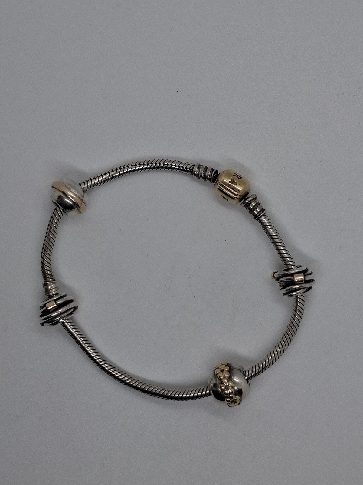Zilveren Pandora Armband met 14k Gouden Slot en Bedels, Ophalen of Verzenden, Zilver, Zilver, Met bedels of kralen