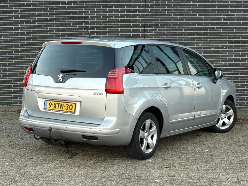 Peugeot 5008 2.0 HDiF Blue Lease Executive 7p Euro5, Voorwielaandrijving, Euro 5, 15 km/l, Gebruikt