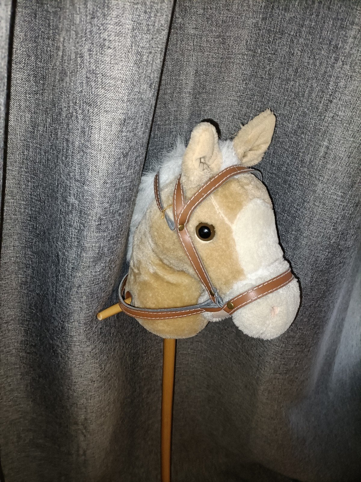 Stokpaard stokpaardje met tuigje, Ophalen of Verzenden, Zo goed als nieuw