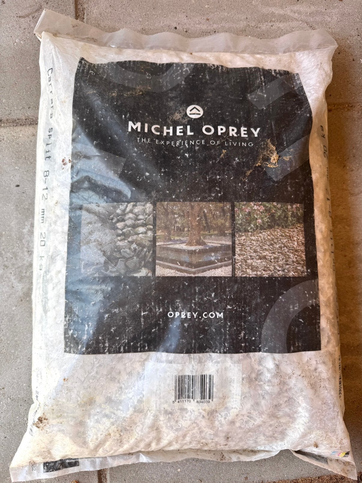 Tuingrind Michel Oprey Basaltsplit zwart * Carrara split, Tuin en Terras, Ophalen, Zo goed als nieuw
