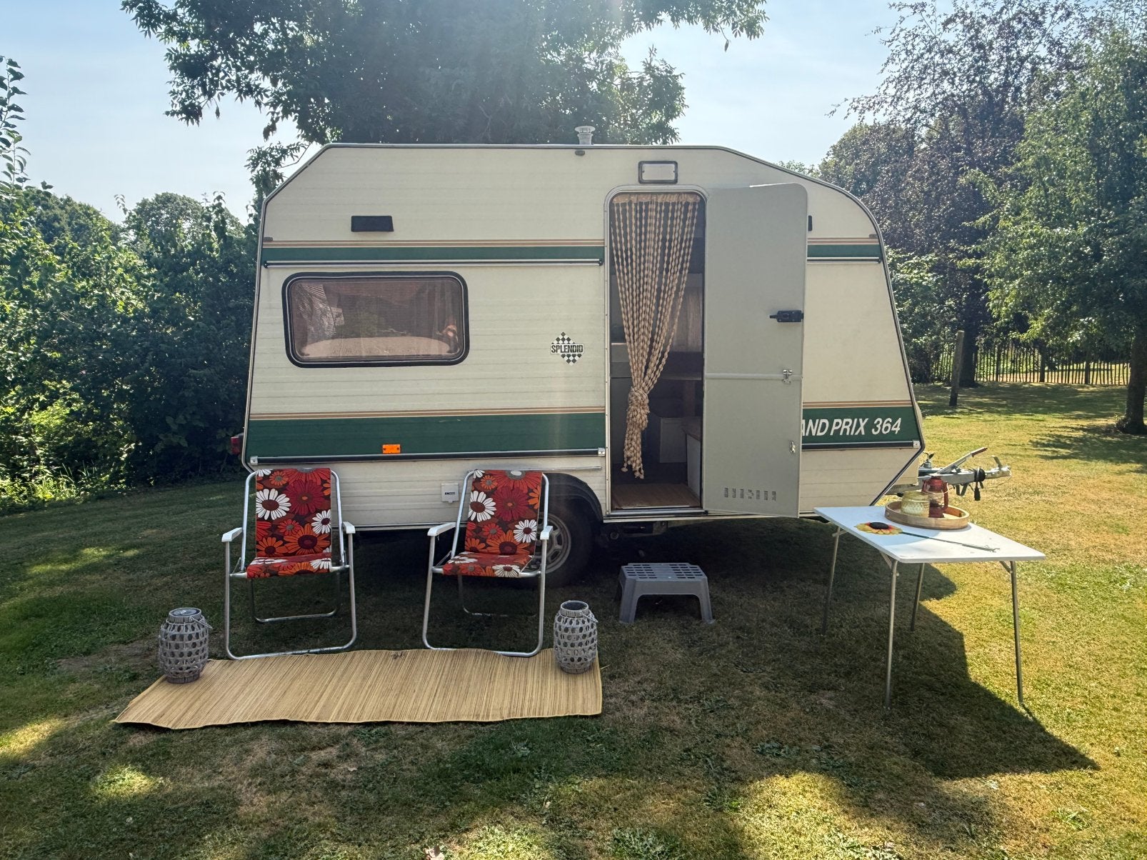 Caravan Chateau grand prix 364, Ophalen of Verzenden