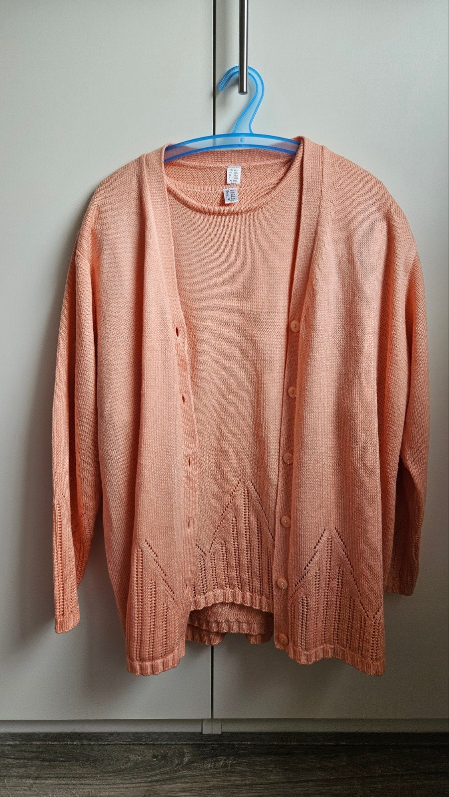 Mooie perzikkleurige twinset, maat 46, Maat 46/48 (XL) of groter, Oranje, Ophalen of Verzenden, Onbekend