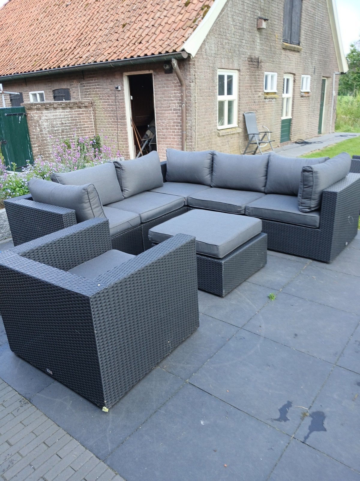 Zgan. Loungeset, Ophalen, Zo goed als nieuw, Kunststof, Stoel