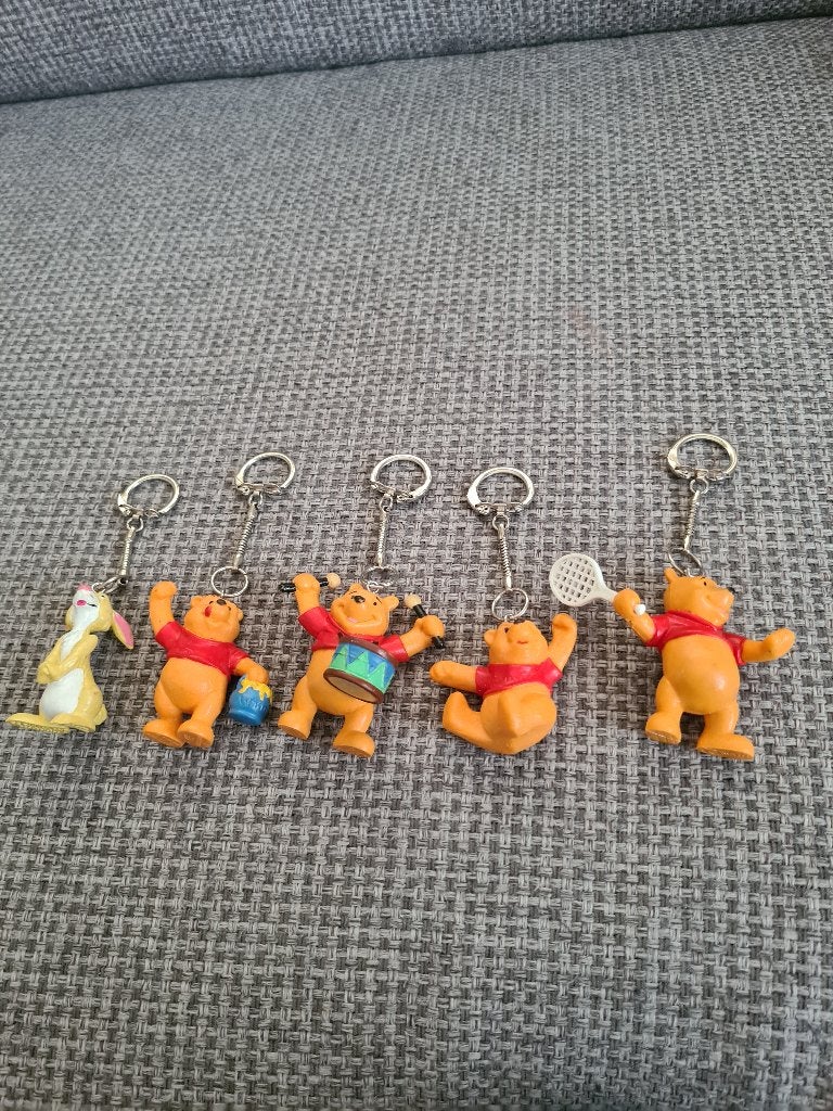 winnie the pooh poo poeh vintage sleutelhangers, Bullyland, Overige typen, Ophalen of Verzenden, Zo goed als nieuw