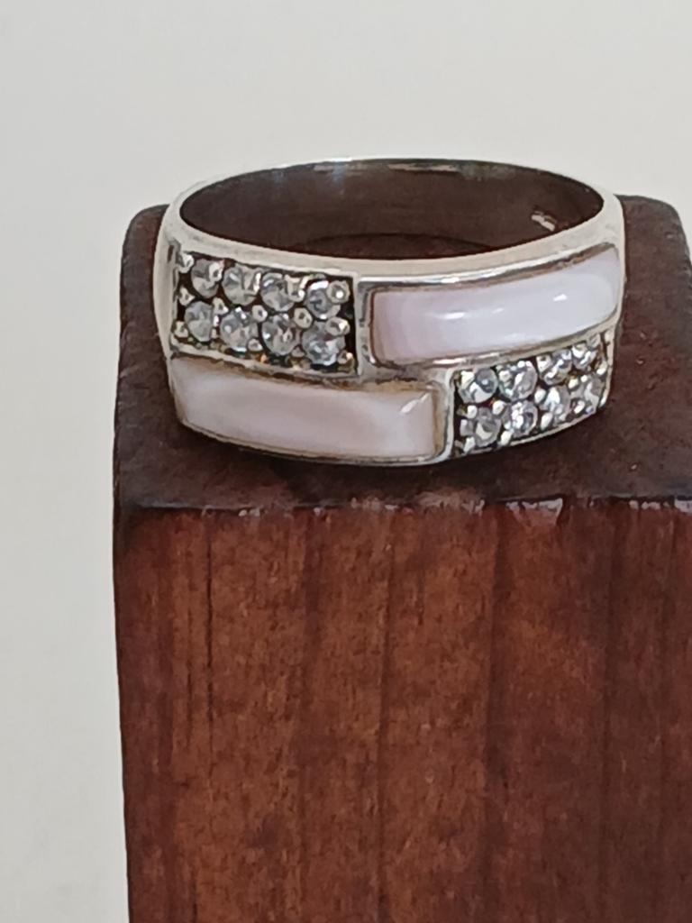 Zilveren ring met zirconia en parelmoer, maat 20.3, Ophalen of Verzenden