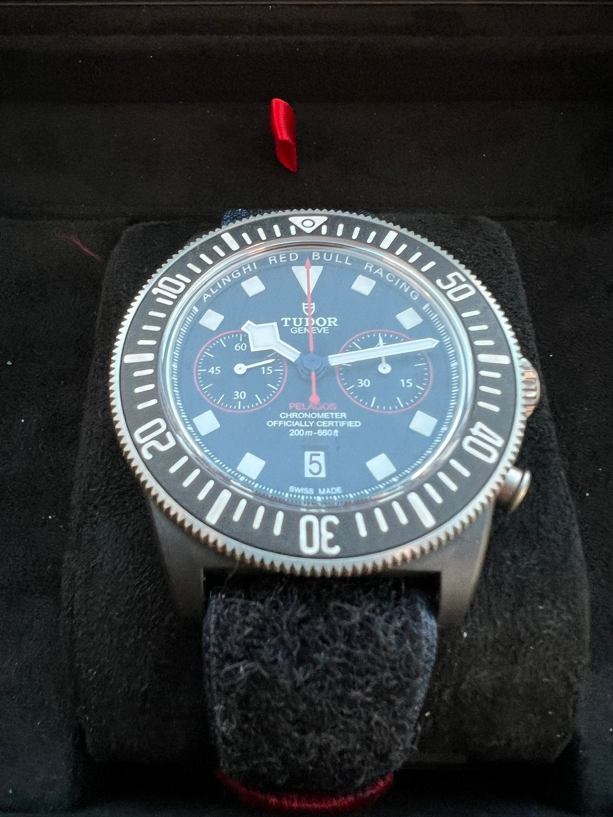 Tudor Pelagos FXD Chrono Alinghi M25807KN-0001 01-2024 Nieuw, Sieraden, Tassen en Uiterlijk, Overige materialen, Polshorloge, Overige materialen