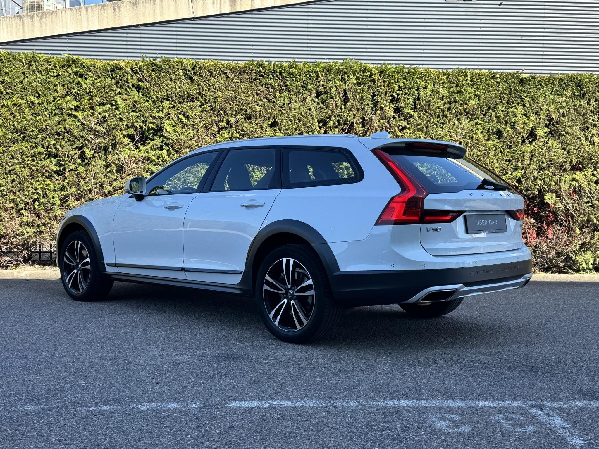 Volvo V90 Cross Country T5 Pro | Pilot Assist | Trekhaak | B, Auto's, Volvo, Automaat, 12 maanden, Euro 6, 4 cilinders