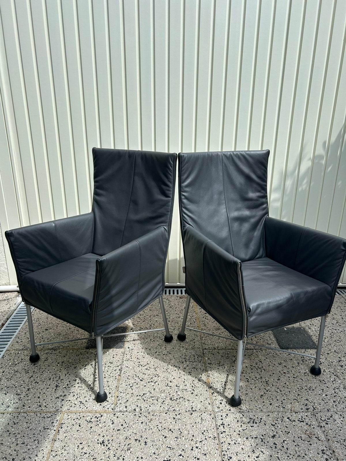 2 ZGAN Montis Chaplin stoelen stoel grijs leer design, Huis en Inrichting, Ophalen, Twee, Leer, Zo goed als nieuw