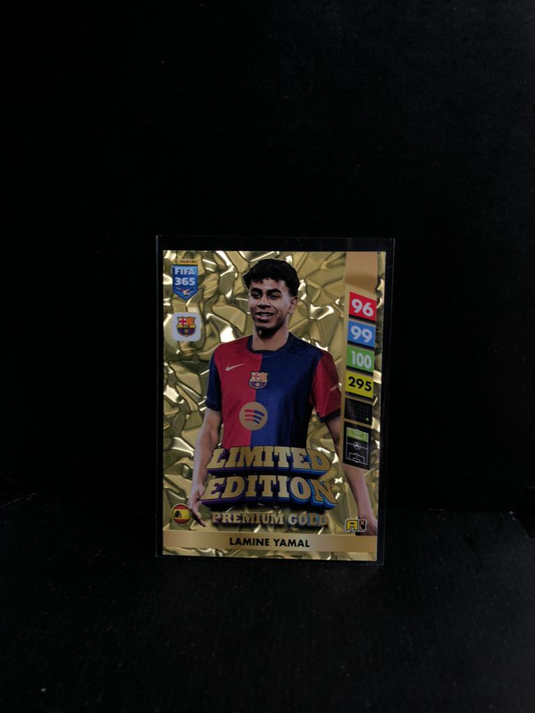 Lamine Yamal Premium Gold Limited Edition – Panini FIFA 365, Ophalen of Verzenden, Zo goed als nieuw, Buitenlandse clubs, Spelerskaart