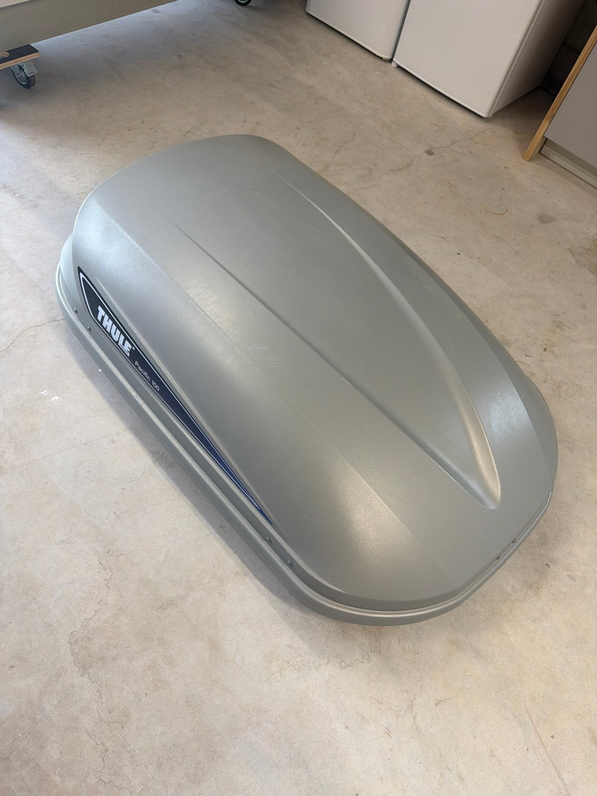 Thule pacific 100 Dakkoffer - Ruime en Stevige Bagagebox, Ophalen of Verzenden, Gebruikt