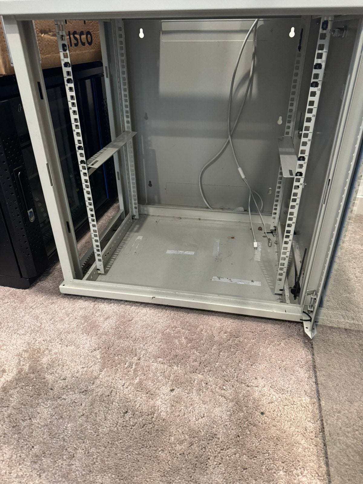 Set netwerkapparatuur + wandrack – NETGEAR, TP‑Link, Ophalen of Verzenden, Gebruikt