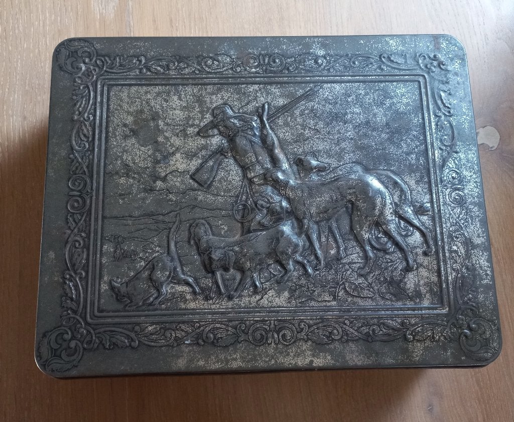 Oude metalen blik 'jachttafreel' bewaardoos 33x26x9 @DOC61, Ophalen of Verzenden