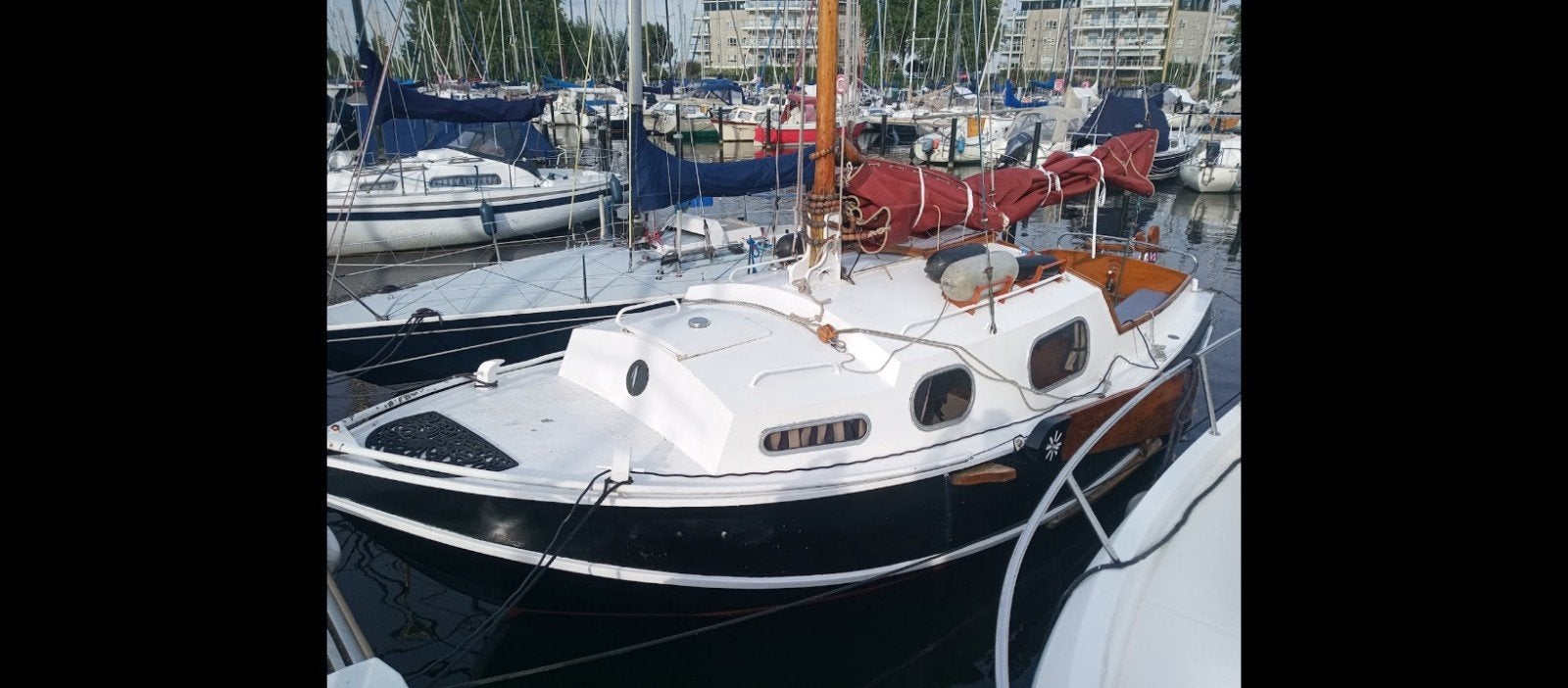 Baarda Grundel met nieuw zeil en kussens, Watersport en Boten, Ophalen, Platbodem