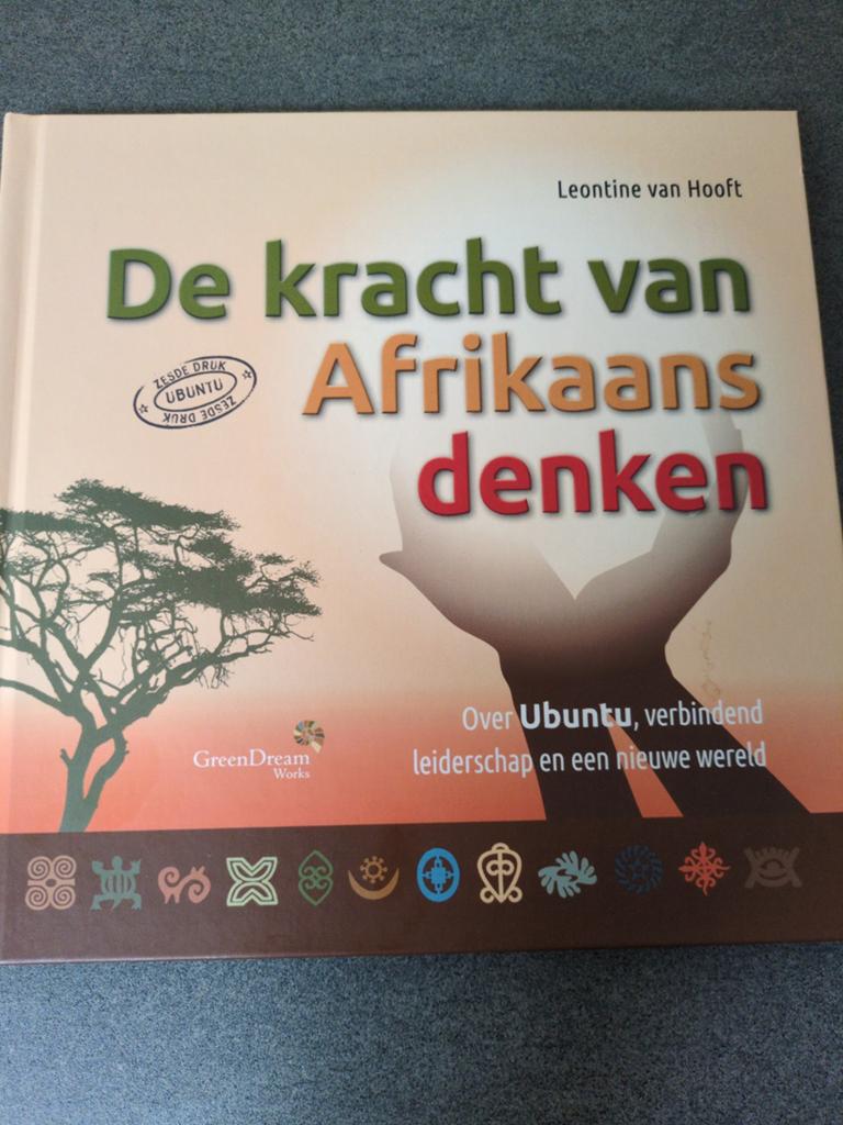 Leontine van Hooft - De kracht van Afrikaans denken, Boeken, Sociale wetenschap, Ophalen of Verzenden, Zo goed als nieuw, Leontine van Hooft