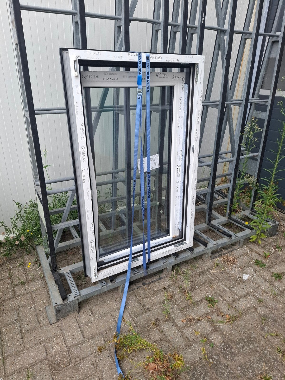 gealan kunstof kozijn Nieuw, Kunststof, Raamkozijn, Nieuw, Inclusief glas