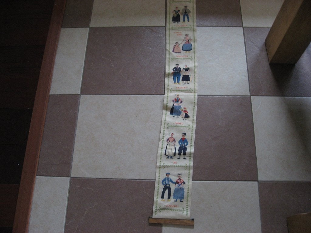 mooi borduur werk met stelletjes in klederdracht, Verzenden, Zo goed als nieuw, Handborduren, Overige typen