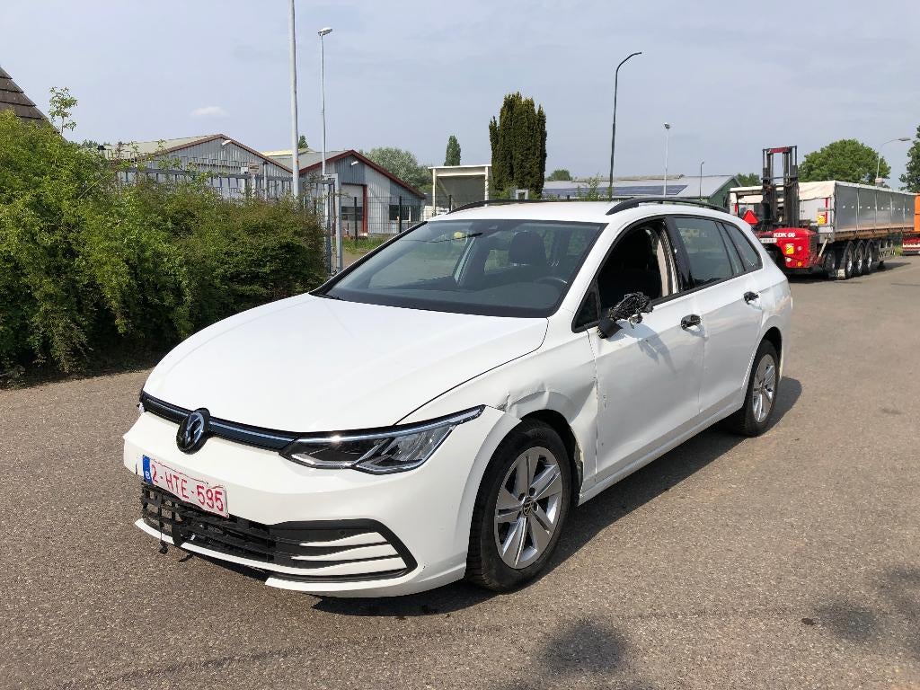 Volkswagen Golf Variant 1.0 eTSI | Met rijdbare schade, Auto diversen, Schadeauto's, Volkswagen, Wit, Stationwagon, Hybride Elektrisch/Benzine