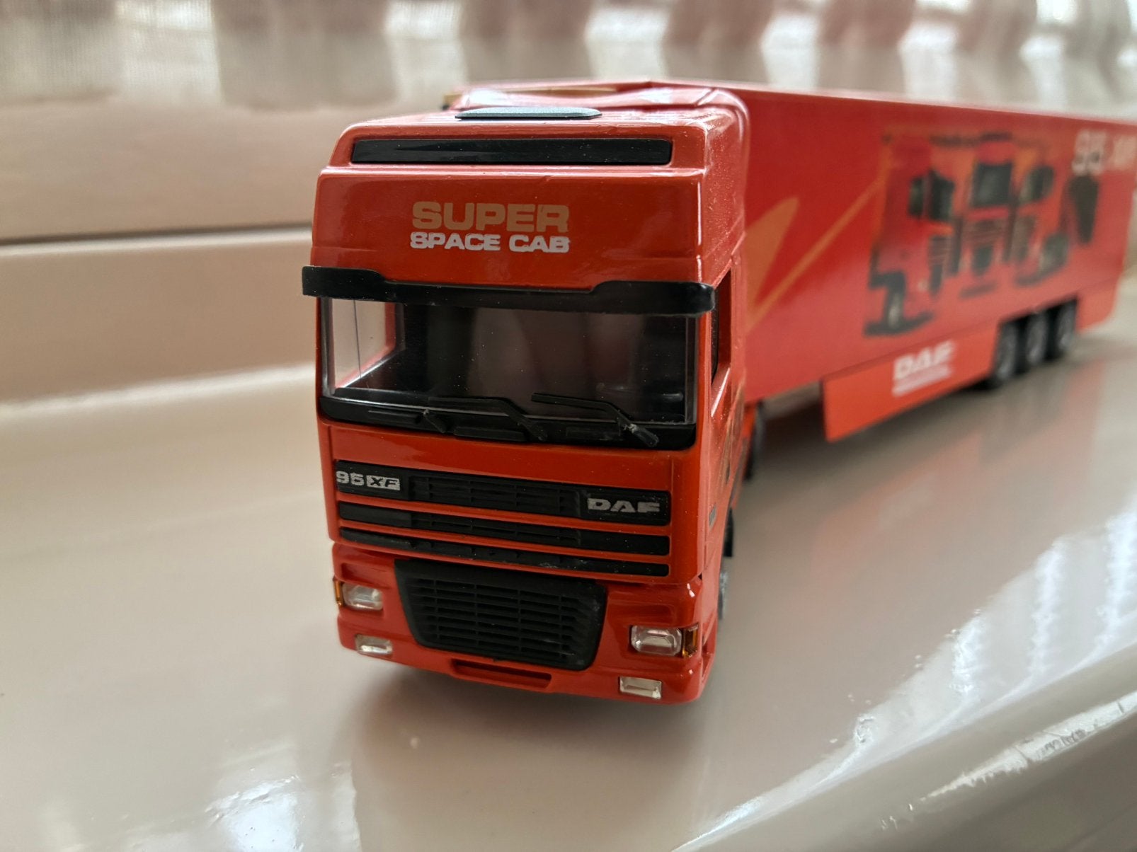 Lion toys Daf 95 X super space Cab demo, Hobby en Vrije tijd, Ophalen of Verzenden, Zo goed als nieuw, Bus of Vrachtwagen, Lion Toys