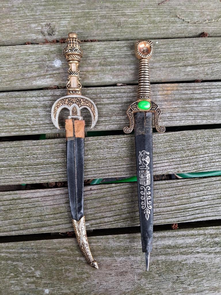 2 Sierdolken met Schedes, Ophalen of Verzenden, Overige soorten, Nederland, Mes of Dolk