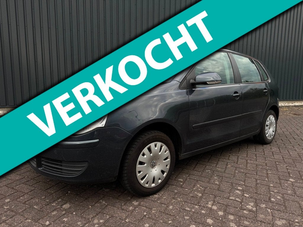 Volkswagen Polo 1.4-16V Turijn ( AUTOMAAT + TREKHAAK + AIRCO, Stof, 4 cilinders, Blauw, USB